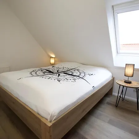 Hotel Kompassrose - Leuchtfeuer *